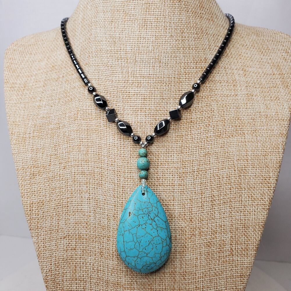Vintage Necklace Teardrop Turquoise Pendant 2 Inch w/ Hematite 16 Inch Long